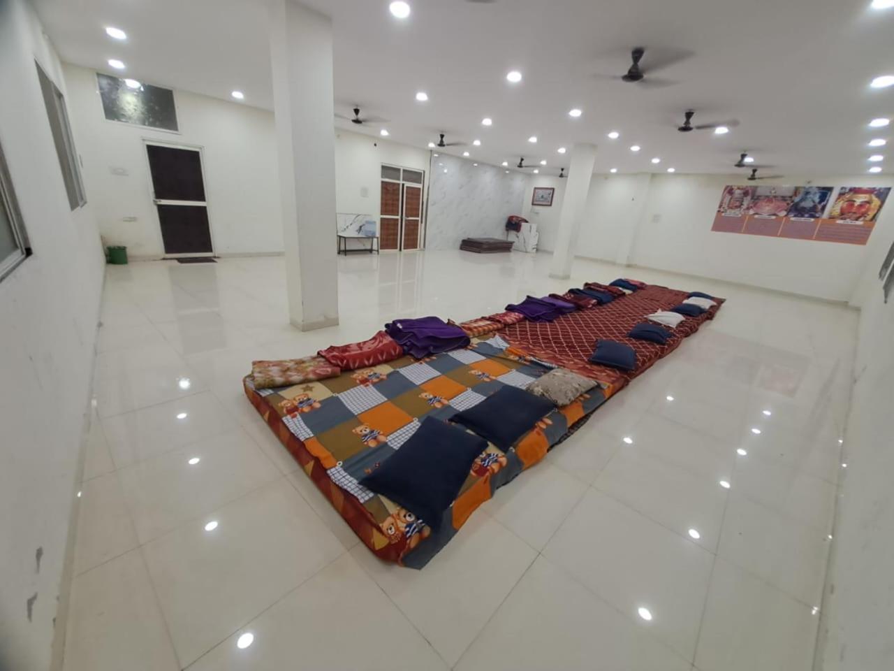 Shree Sawariya Yatri Grah Hotel Uddzsaín Kültér fotó